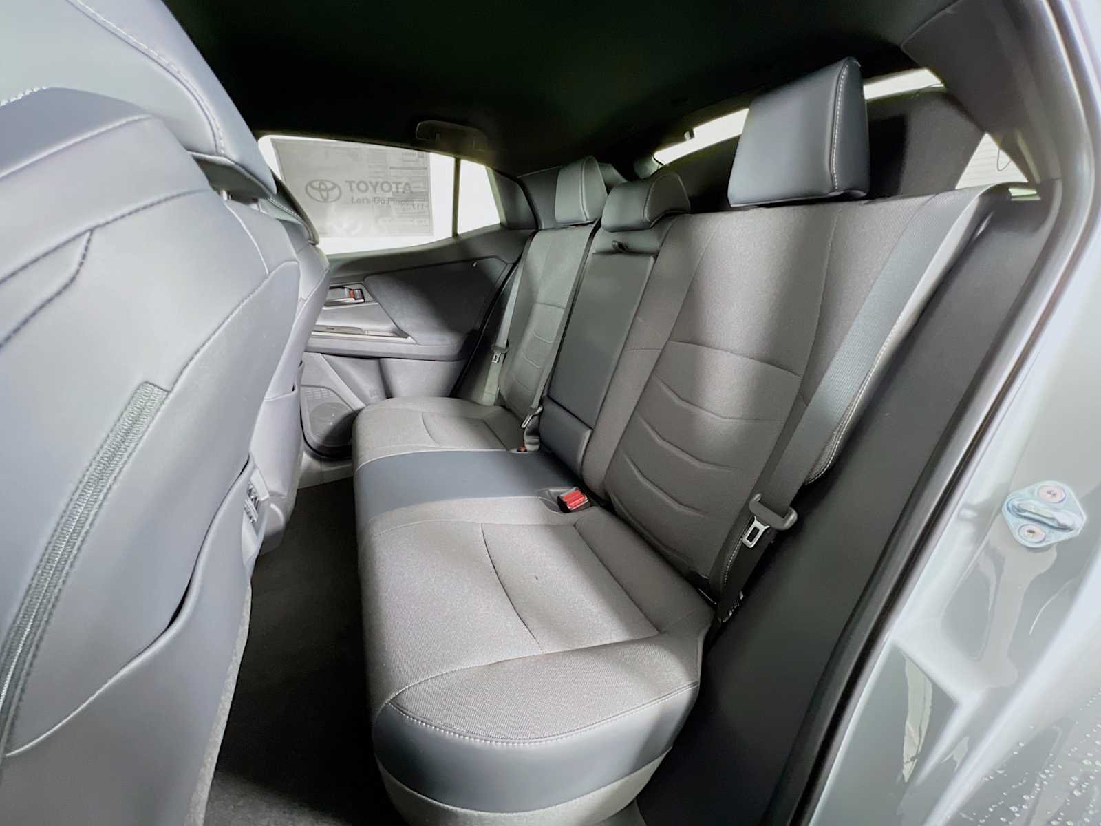 2026 Toyota C-HR — photo 14