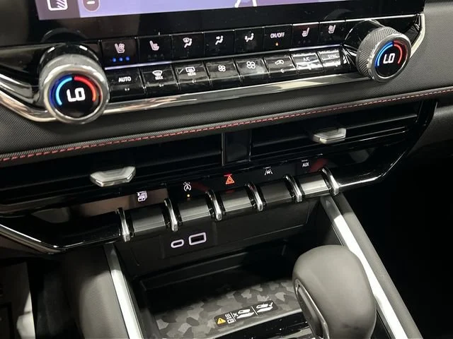 2026 Chevrolet Colorado Z71 - Photo 19