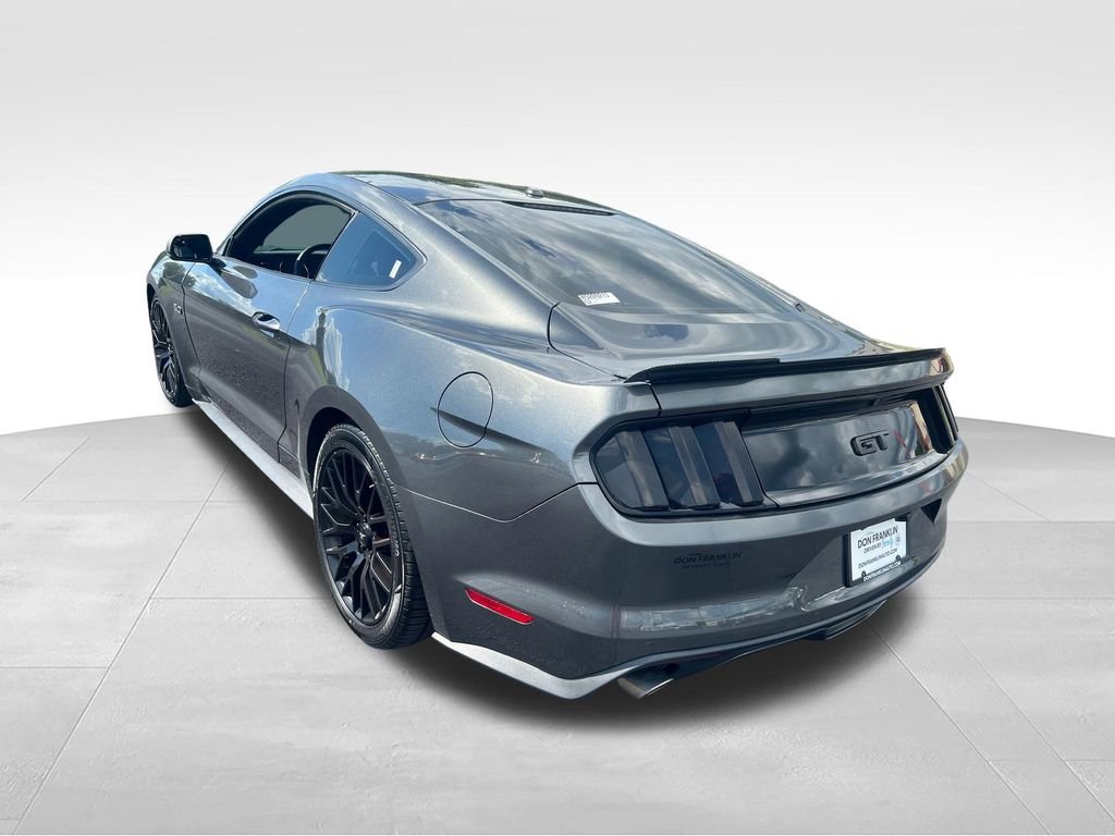 Used 2017 Gray Ford GT Premium image 3