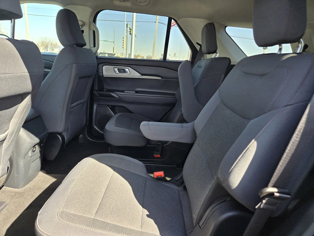 Used 2025 Blue Ford Active image 29