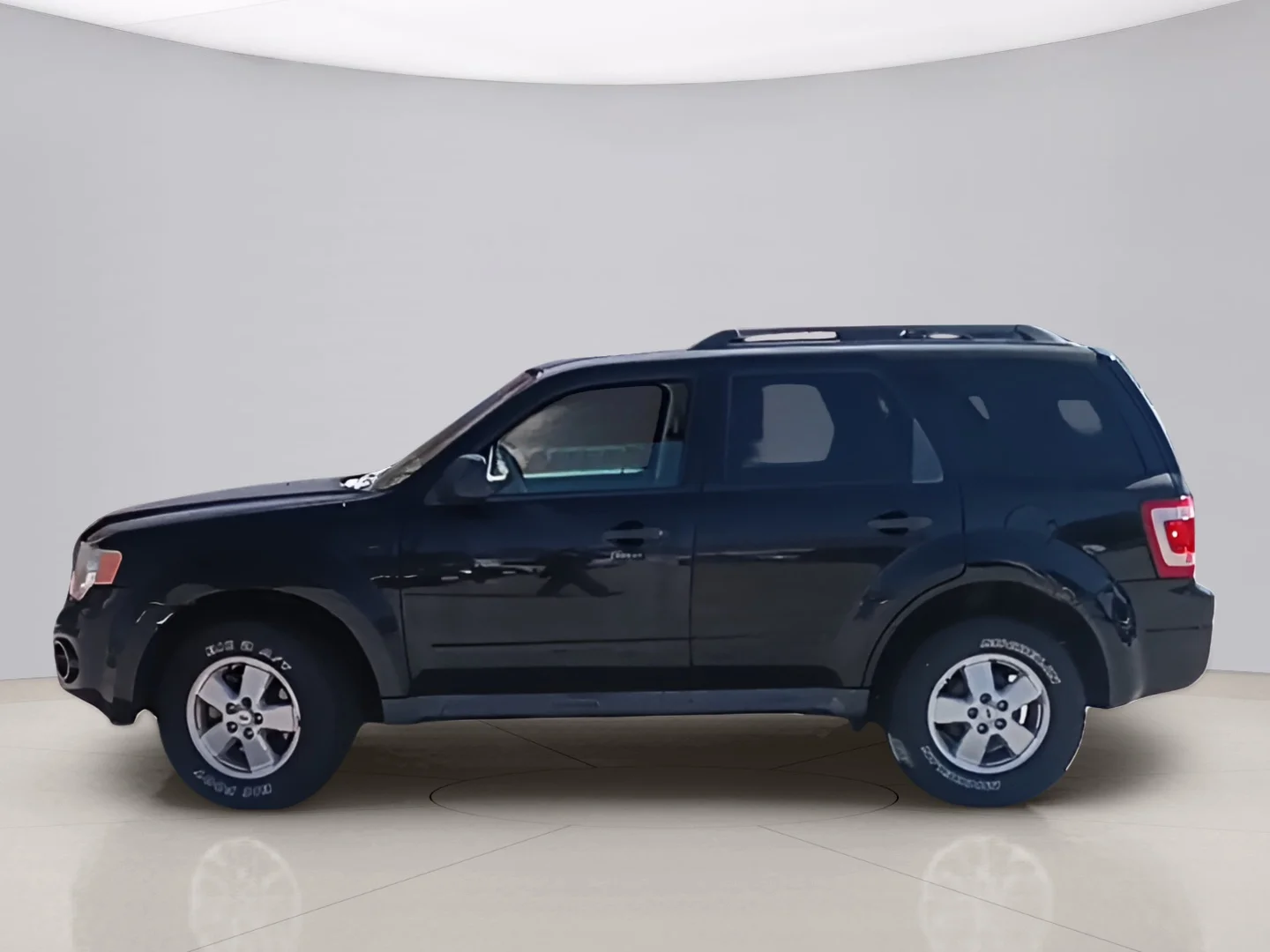 Used 2012 Black Ford XLT image 2