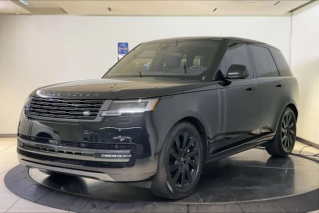 Pre-Owned 2025 Land Rover Range Rover SE 4D Sport Utility in West
