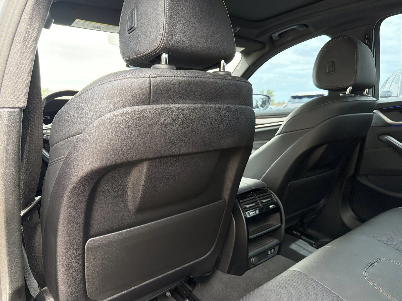 Used 2023 Skyscraper Grey Metallic BMW 540i image 19