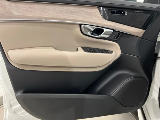 New 2026 Crystal White Volvo Plus image 10