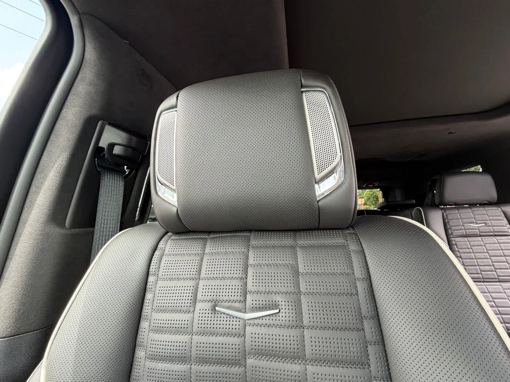 Used 2024 Black Cadillac V-Series image 39