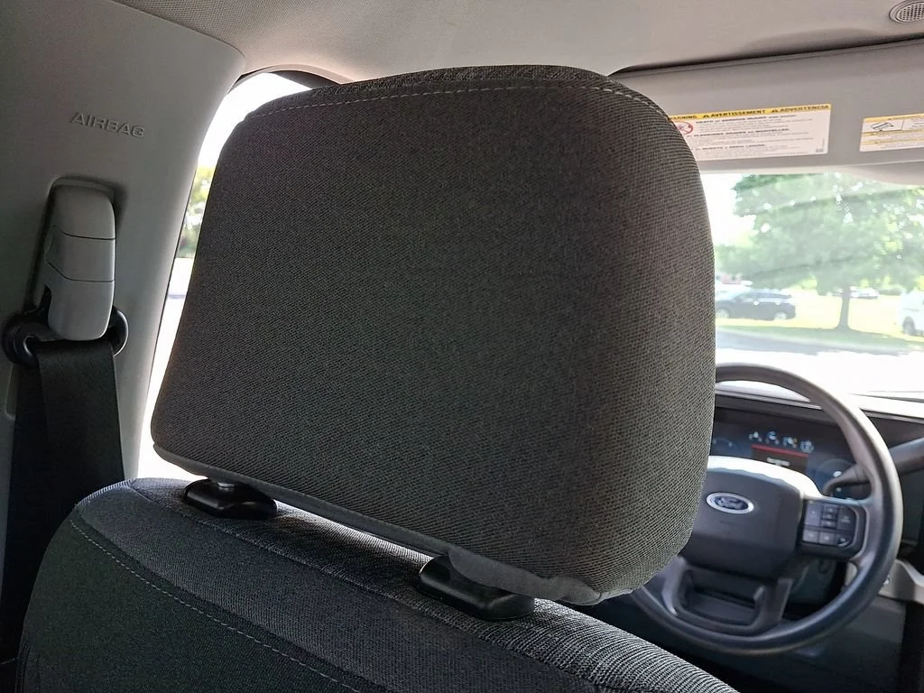 Used 2023  Ford XL image 14