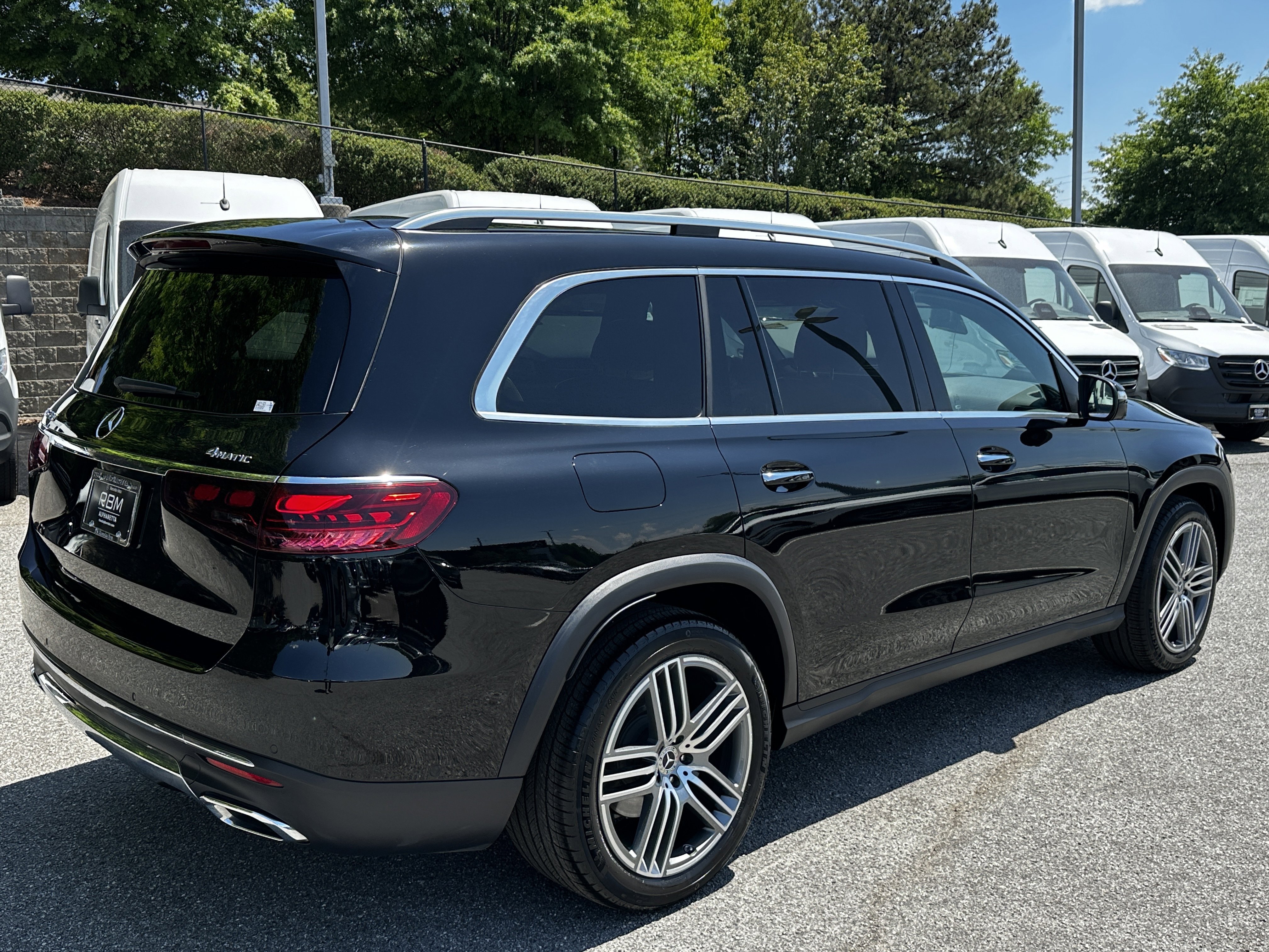 Certified Used 2025 Black Mercedes-Benz GLS 450 image 8