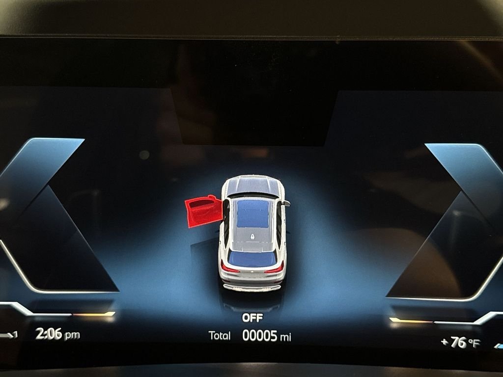 New 2026 Gray Metallic BMW xDrive40i image 15