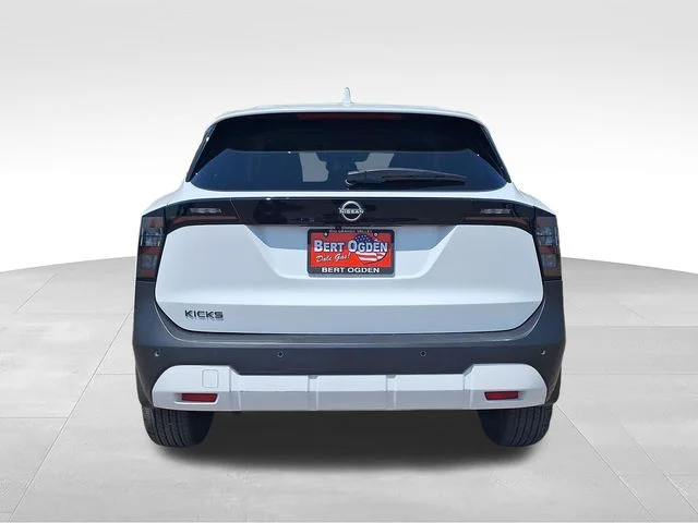 Used 2025 White Nissan SV image 7