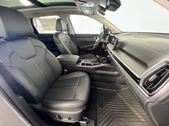 New 2026 Gray Kia X-Line EX image 36