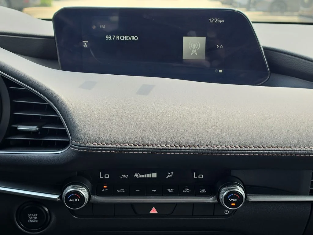 2025 Mazda Mazda3 Select Sport - Photo 21