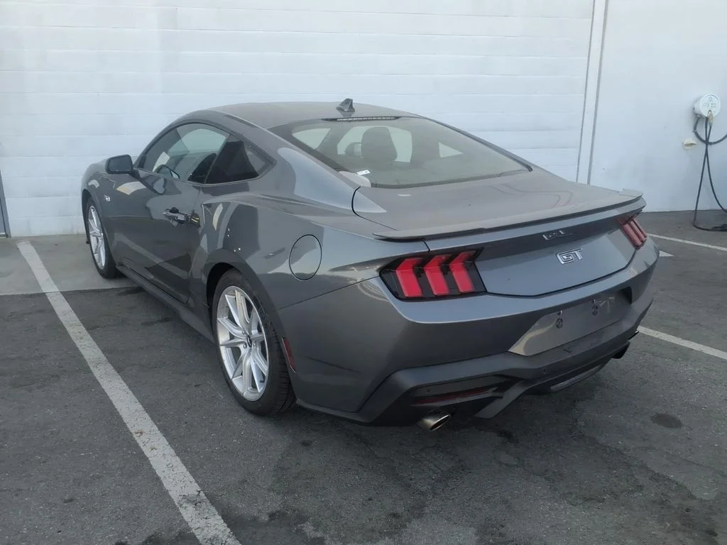 Used 2025 Gray Ford GT Premium image 8