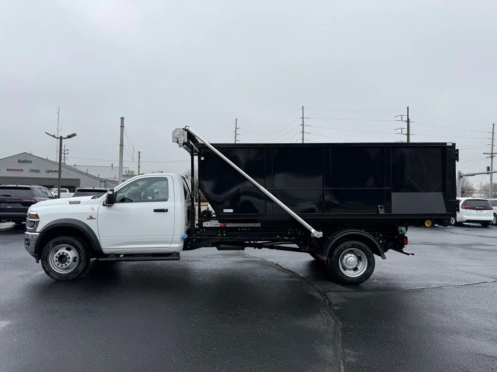 New 2026 Bright White Clearcoat RAM Tradesman image 4