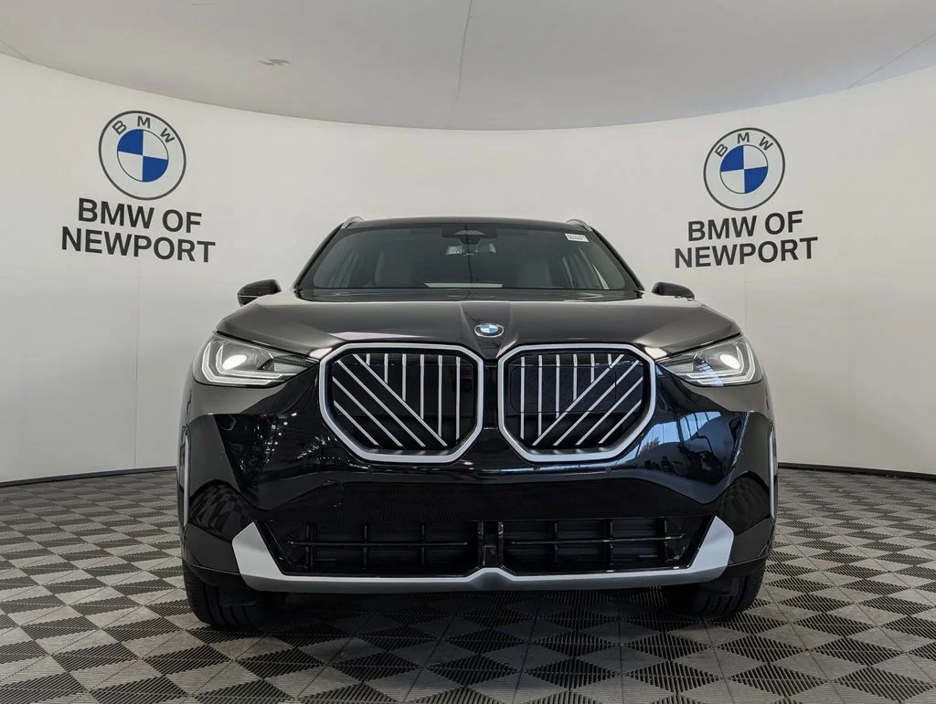 New 2026 Black Sapphire Metallic BMW 30 xDrive image 4