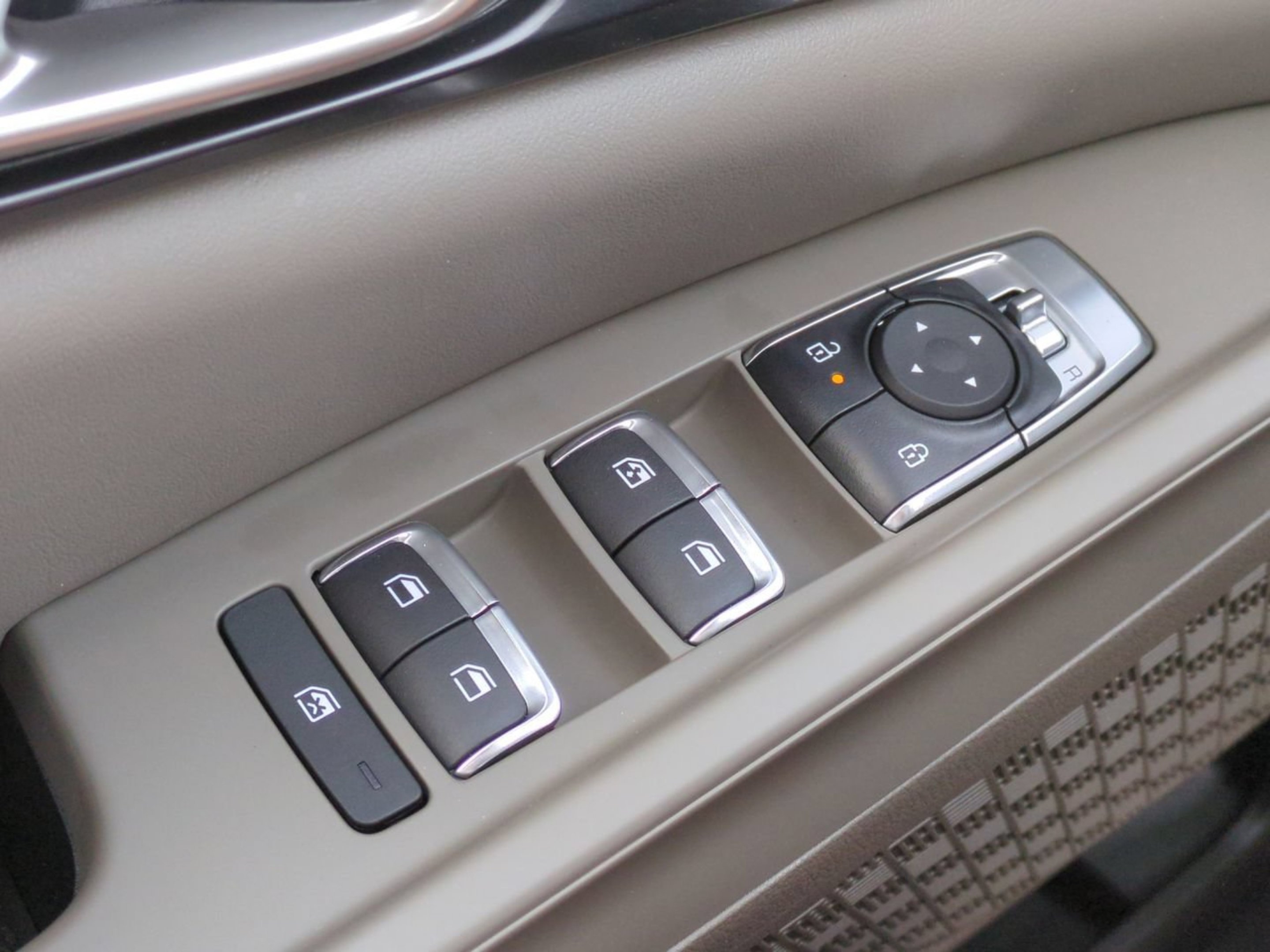 New 2026 Panthera Metal Kia LXS image 23