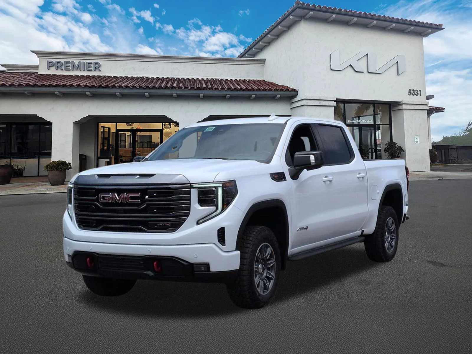 Used 2024 White GMC AT4 image 4
