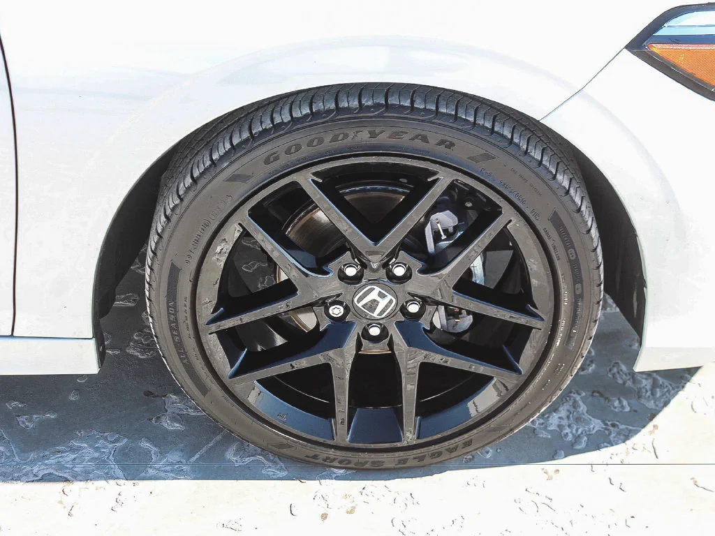 Certified Used 2026 Platinum White Honda Sport image 10