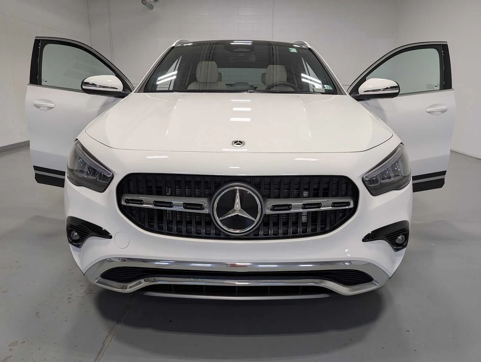 Used 2026 Polar White Mercedes-Benz GLA 250 image 14