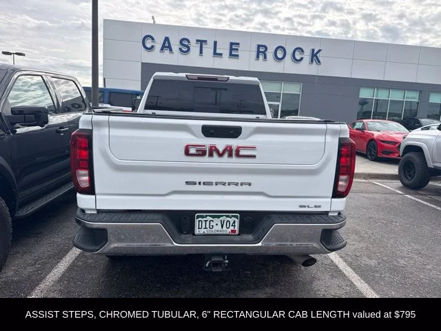 Used 2025 White GMC SLE image 7