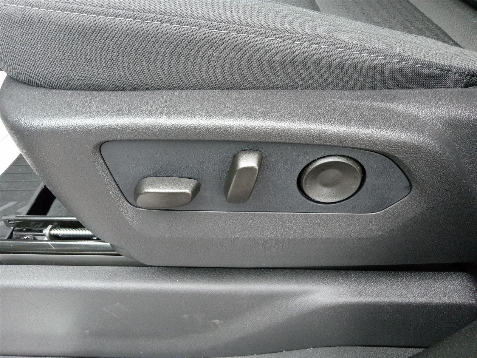 2026 Chevrolet Silverado 1500 LT - Photo 14
