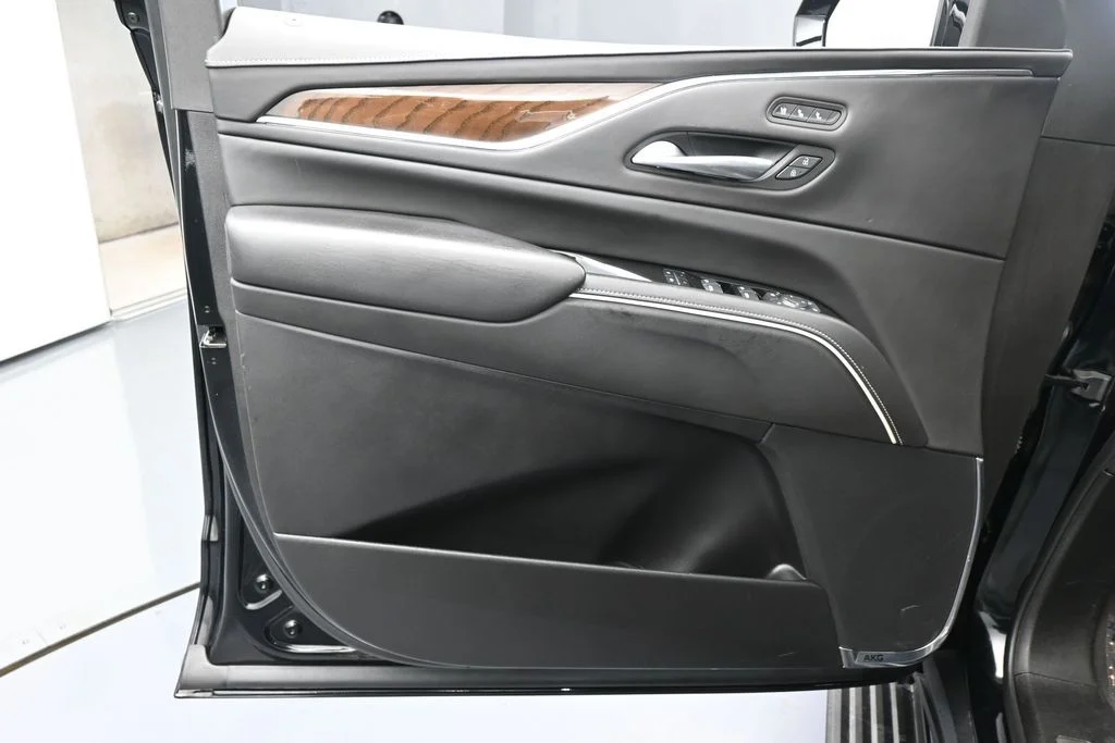 Used 2024 Black Raven Cadillac Premium Luxury Platinum image 12