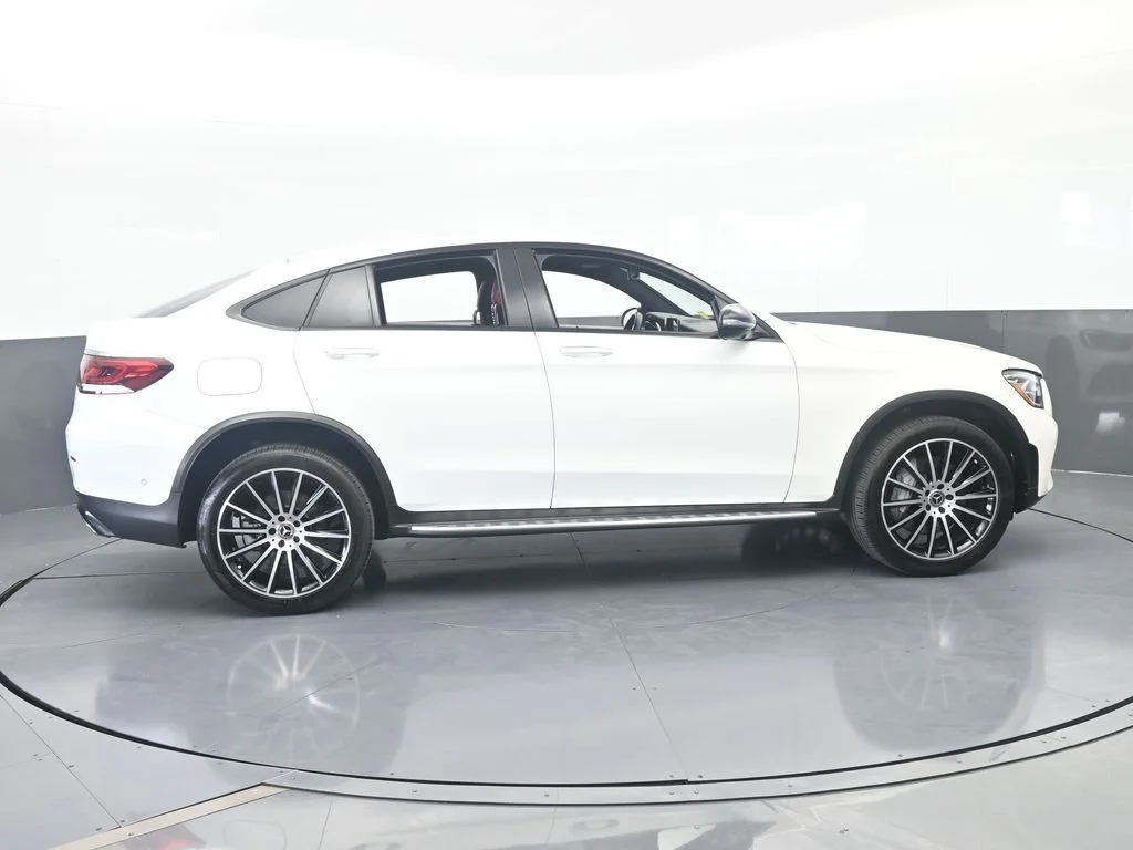 Used 2022 Diamond White Mercedes-Benz GLC 300 Coupe image 6