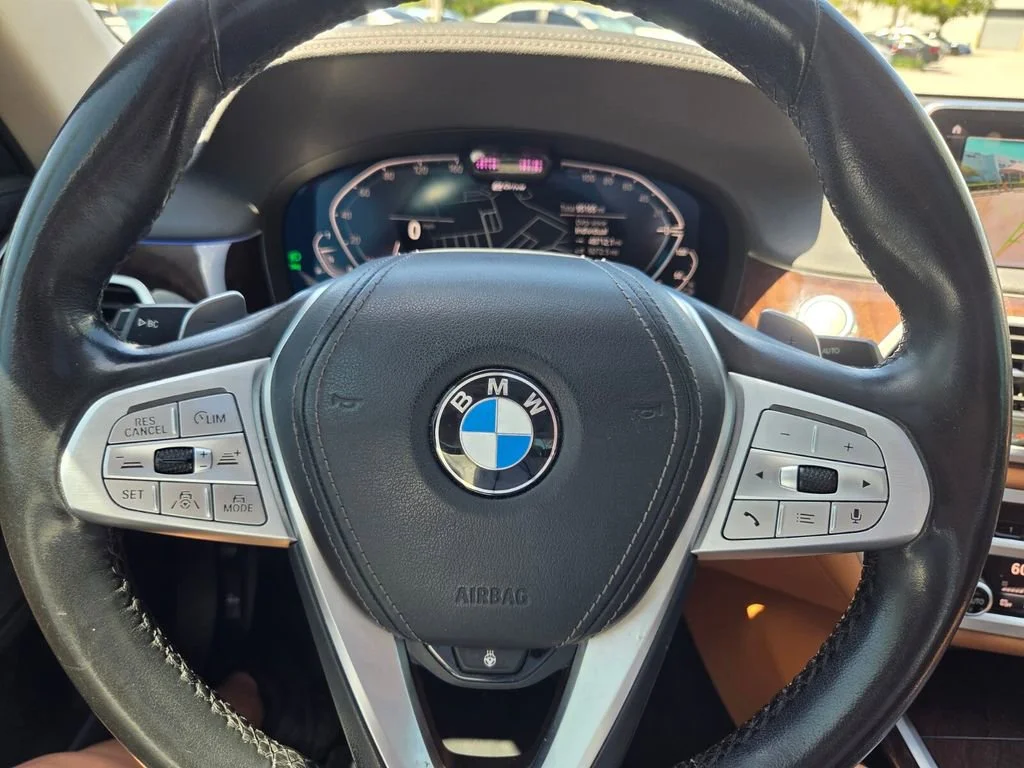 Used 2020 Mineral White Metallic BMW 745e xDrive iPerformance image 14
