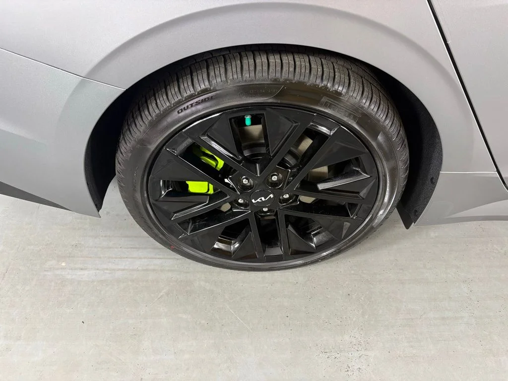 New 2026 Steel Matte Gray Kia GT image 10