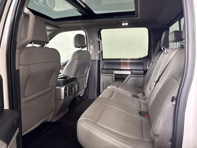 Used 2016 White Ford Lariat image 12