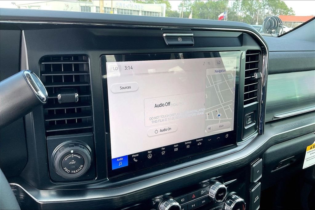 New 2026 Ford Super Duty F-250 Lariat 4D Crew Cab