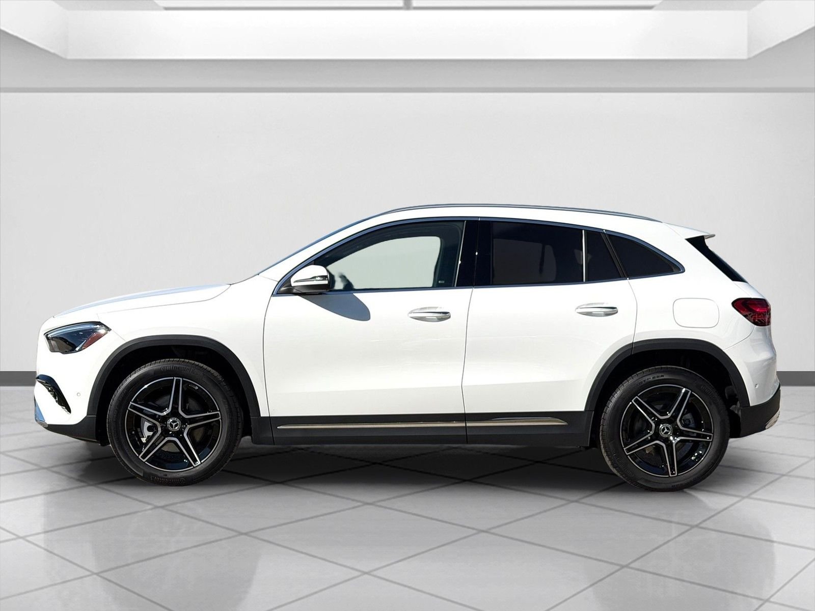 New 2026 Polar White Mercedes-Benz GLA 250 image 5