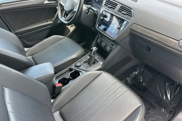Used 2024  Volkswagen 2.0T Wolfsburg Edition image 18