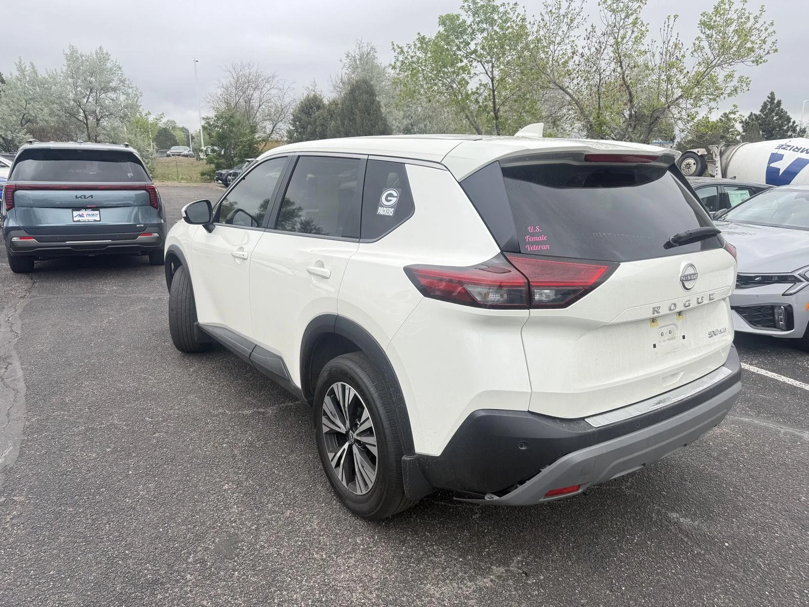 Used 2023 Pearl White Tricoat Nissan SV image 2