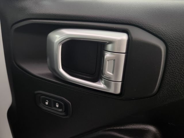 2024 Jeep Wrangler 4xe Willys 4XE - Photo 14
