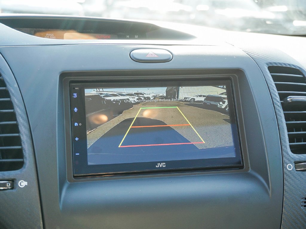 Used 2016 Black Kia EX image 23
