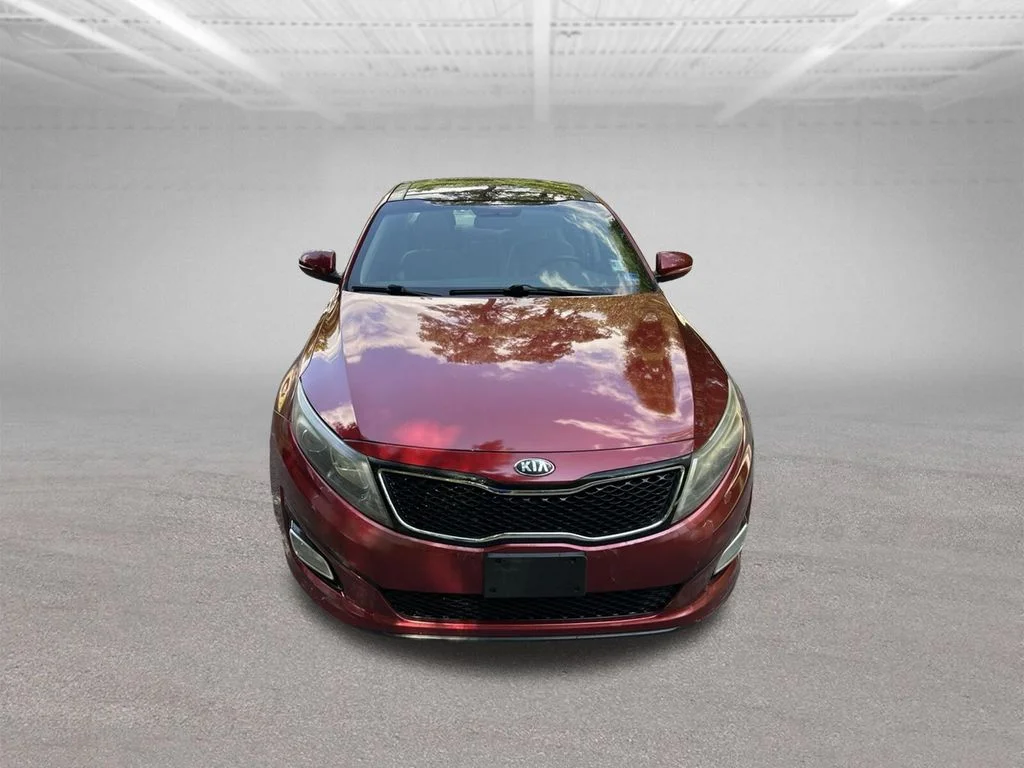Used 2015 Red Kia EX image 9