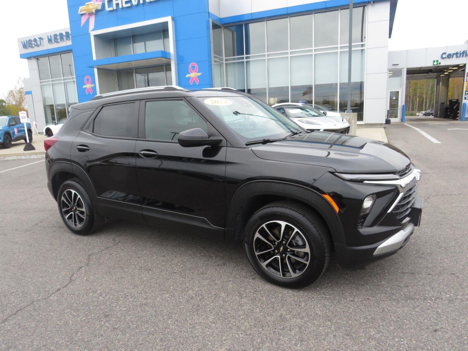 Used 2024 Mosaic Black Metallic Chevrolet LT image 6