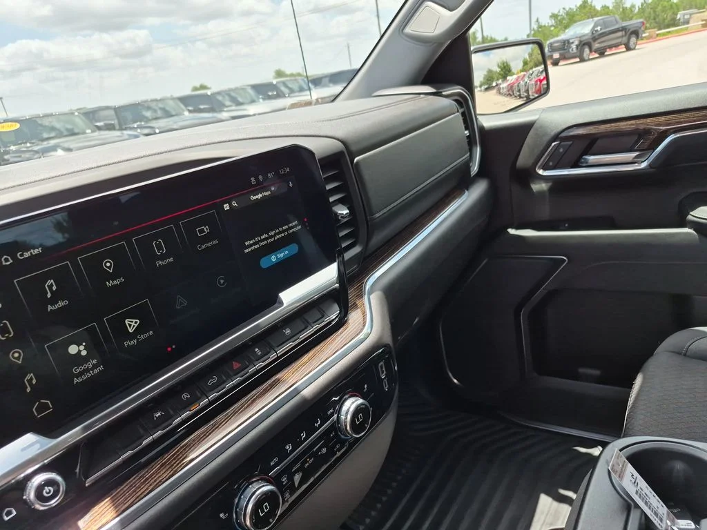 Used 2024 Black GMC Elevation image 28
