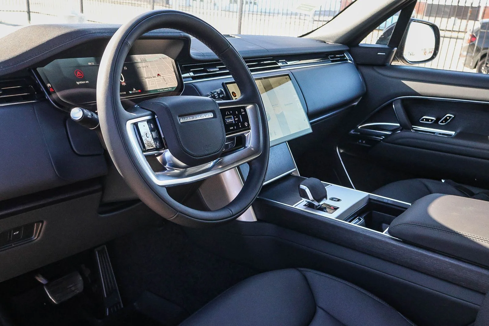 New 2026 Charente Grey Land Rover SE image 28