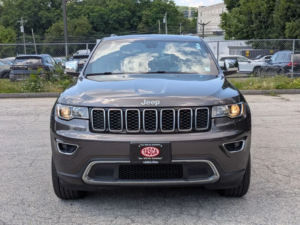 Used 2021 Gray Jeep Limited image 11