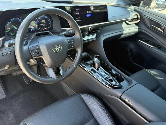 Certified Used 2025 BRONZE AGE Toyota Limited image 45