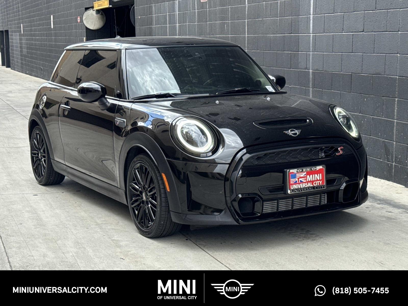2022 MINI Hardtop Cooper S's photo