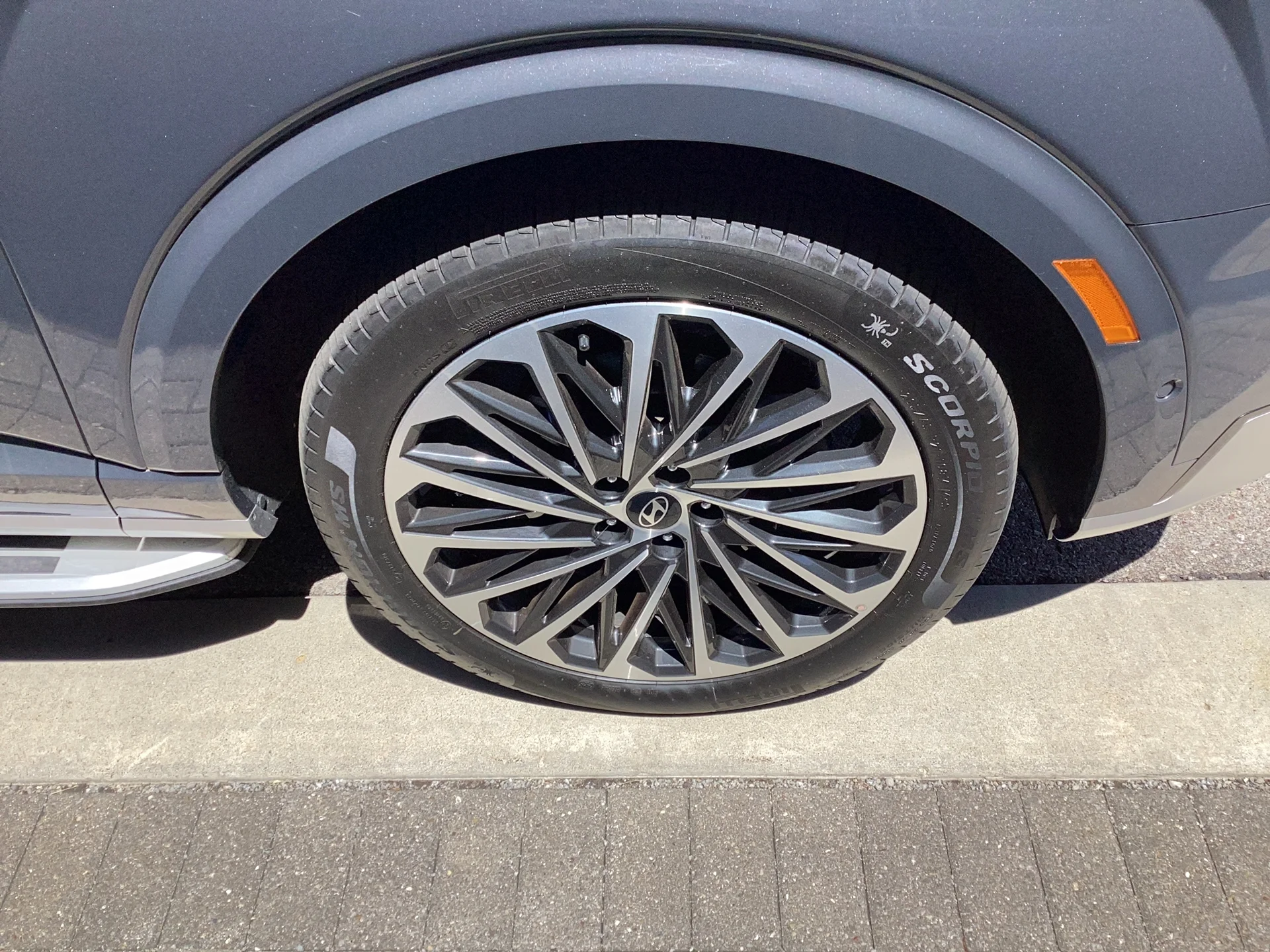 Certified Used 2026 Ecotronic Gray Metallic Hyundai Calligraphy image 2
