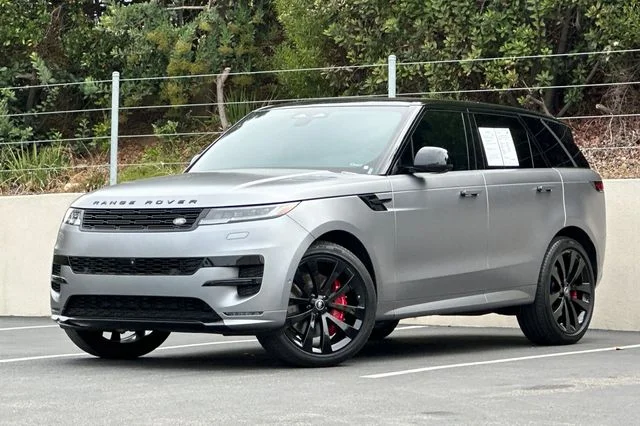Used 2025 Gray Land Rover Dynamic SE image 1