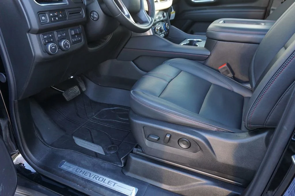 Used 2024 Black Chevrolet RST image 27