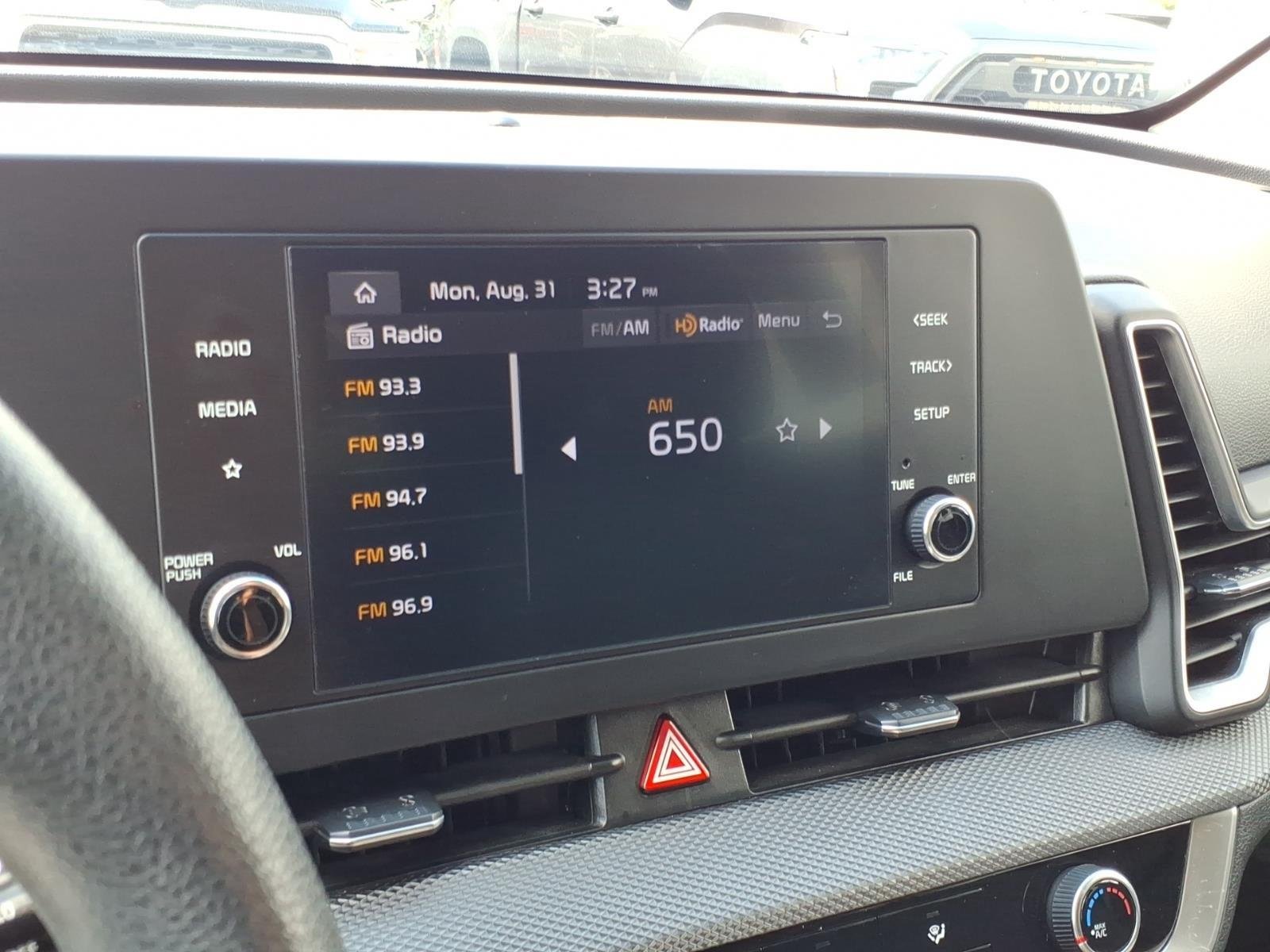 Used 2023 Gravity Gray Kia LX image 21