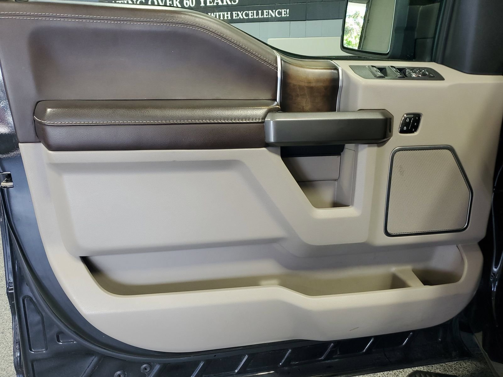 Used 2019 Black Ford Limited image 11