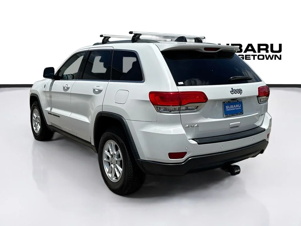 Used 2018 White Jeep Laredo E image 5