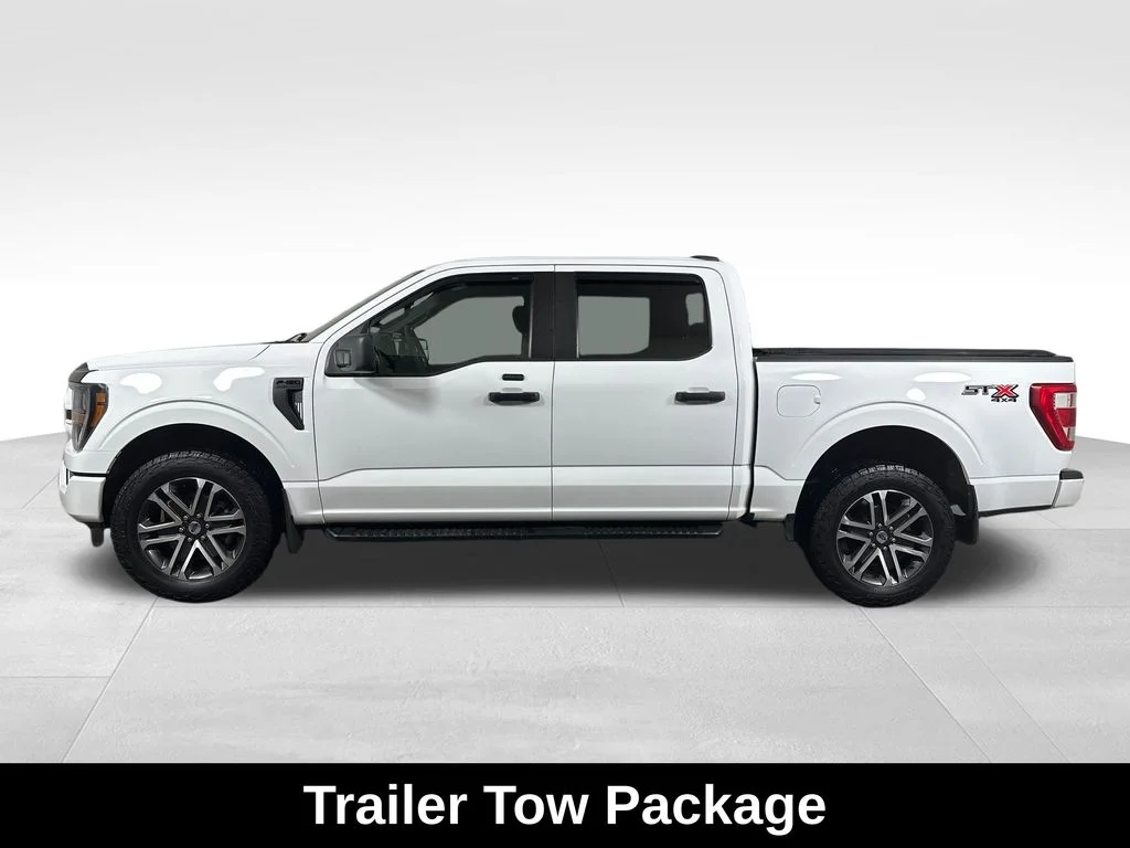 Used 2023 White Ford XL image 7