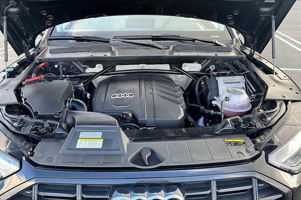 Used 2023  Audi 40 Premium image 30